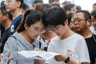 前裁判：那不勒斯进球前的角球有争议，不判小图拉姆点球是正确的