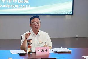 ?你也没上啊？塔克昨日中场更新社媒：LA最好的按摩师是哪位？